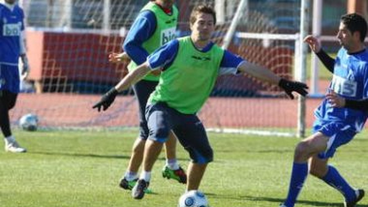 Salas logró el gol de la victoria ante el Montañeros.