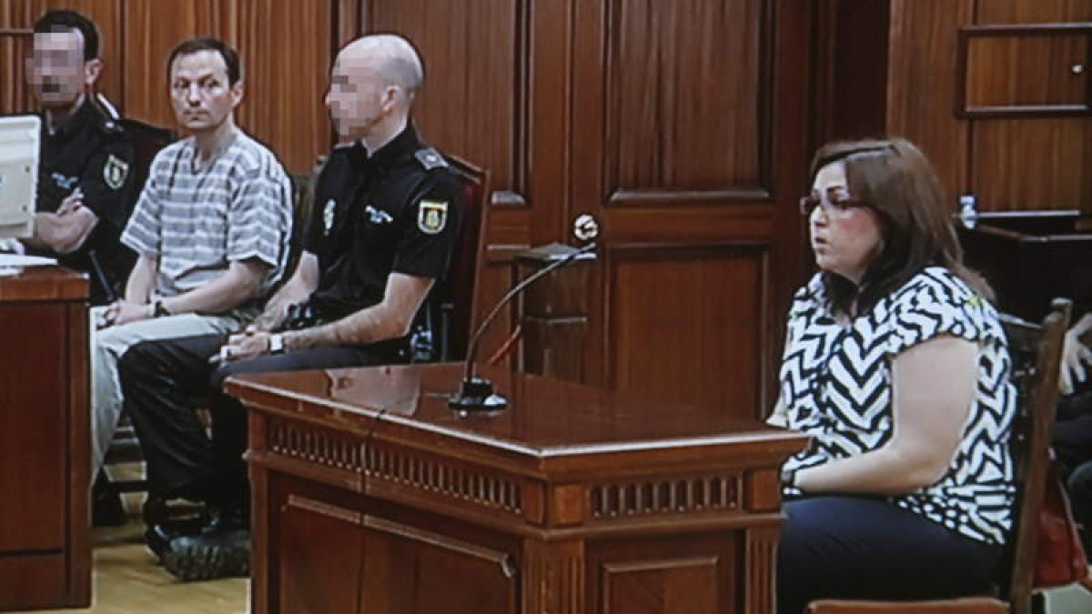 Un momento de la sesión, donde comparecía una antigua amiga de Bretón.