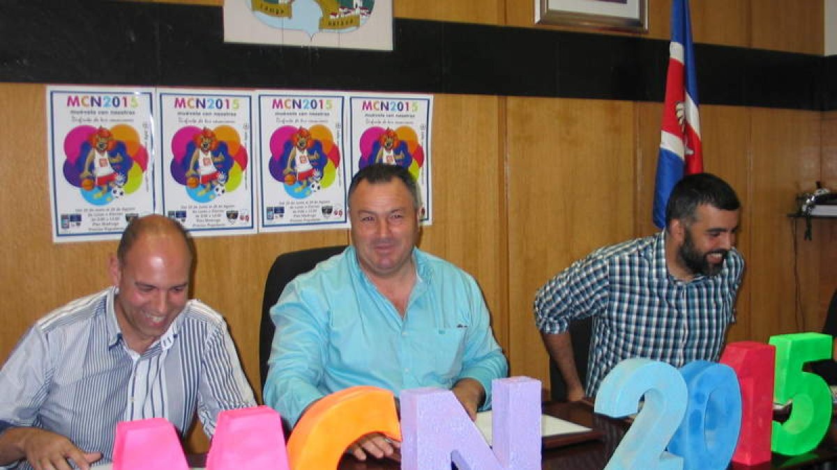 Cristino Menor, Eduardo Morán y Juanma Copano.