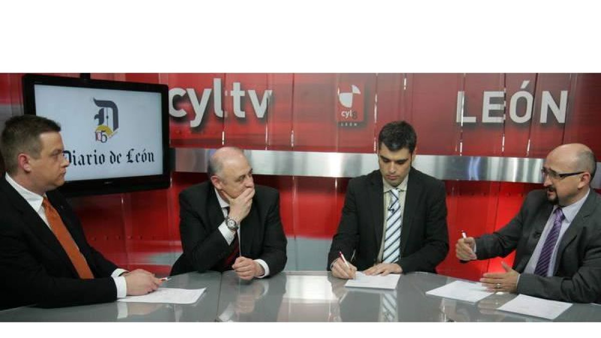 Gavela, Chamorro, Núñez y Felipe Ramos, en la tertulia