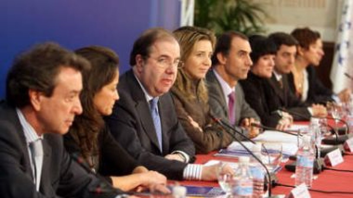 La Cumbre de Valladolid se cerró ayer, con el discurso de Herrera, tras dos jornadas de trabajo y di