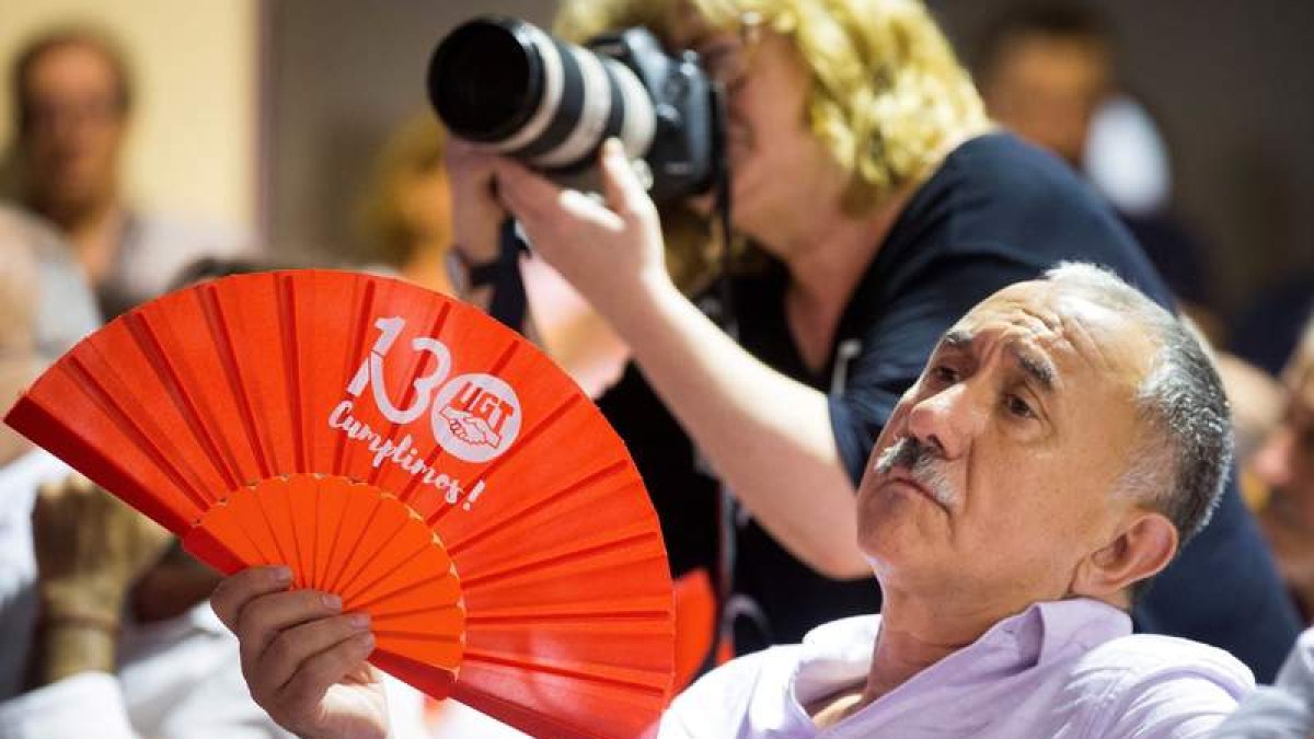 Pepe Álvarez, secretario general de UGT, en los actos de los 130 años de la fundación. E. FONTCUBERTA