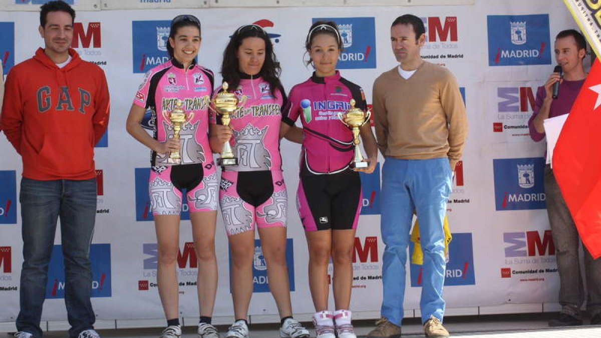 El Arte en Transfer León se llevó el triunfo en féminas.