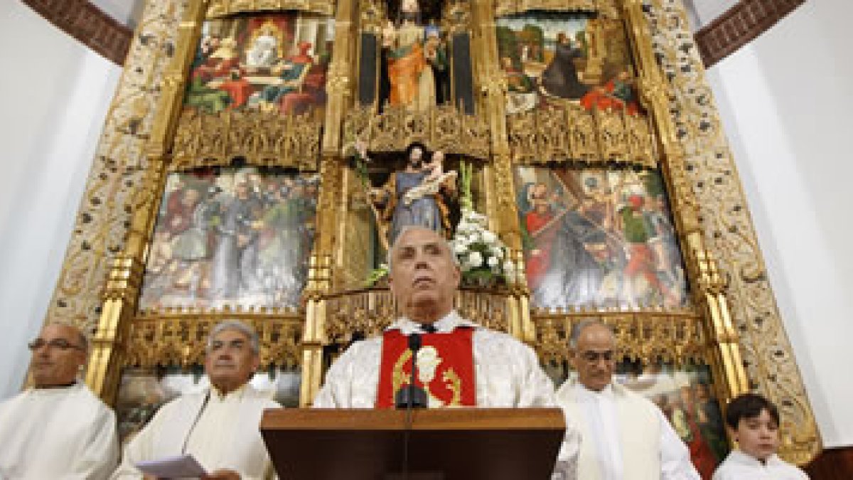 Joaquín de Prado, durante la celebración de la misa.