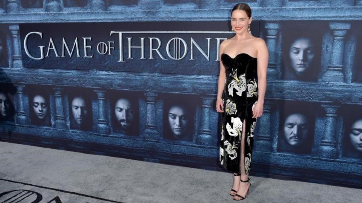 Emilia Clarke, que da vida a Daenerys Targaryen, en la presentación de la sexta temporada de 'Juego de tronos'.