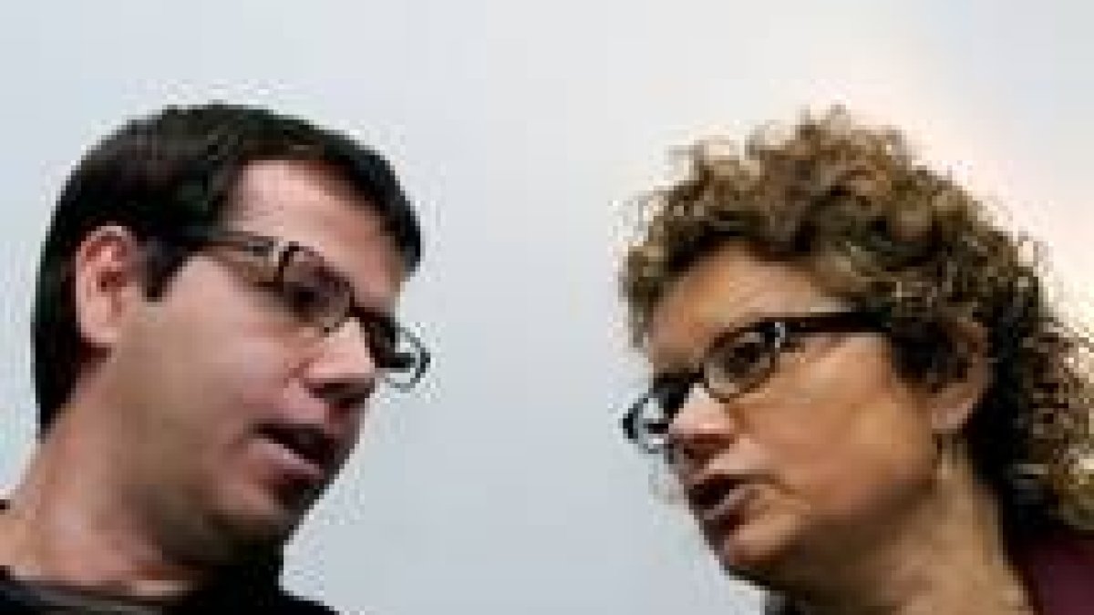 Pau Casanovas, ayer, junto a la consellera catalana Marina Geli