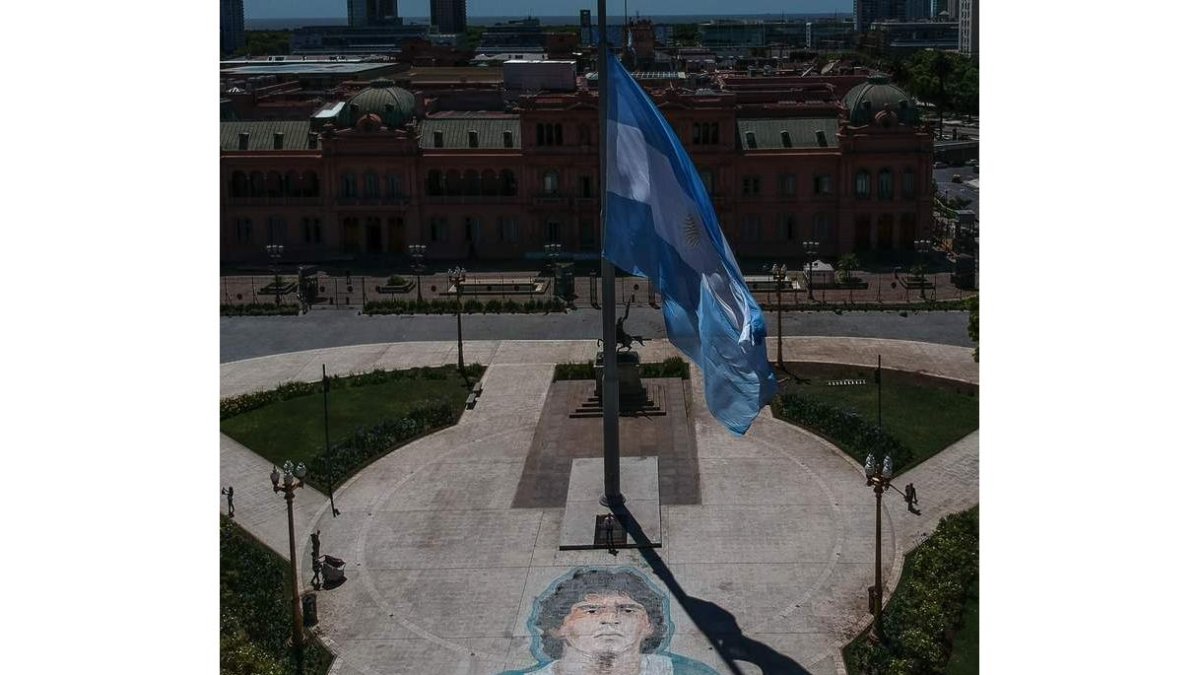 La admiración a Maradona, presente en toda Argentina. RONCORONI