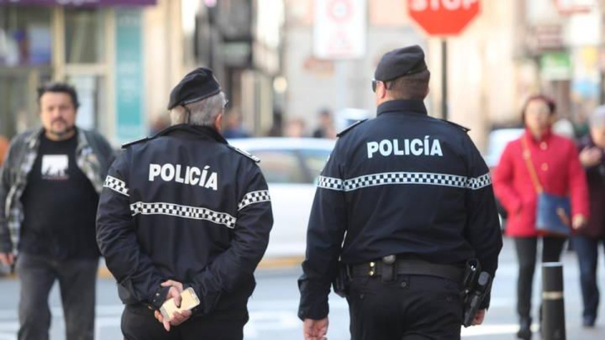 La mujer fue detenida por agentes de la Policía Municipal de Ponferrada.