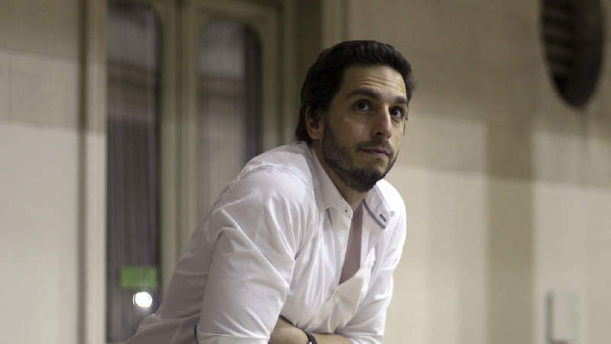 El escritor argentino Federico Axat
