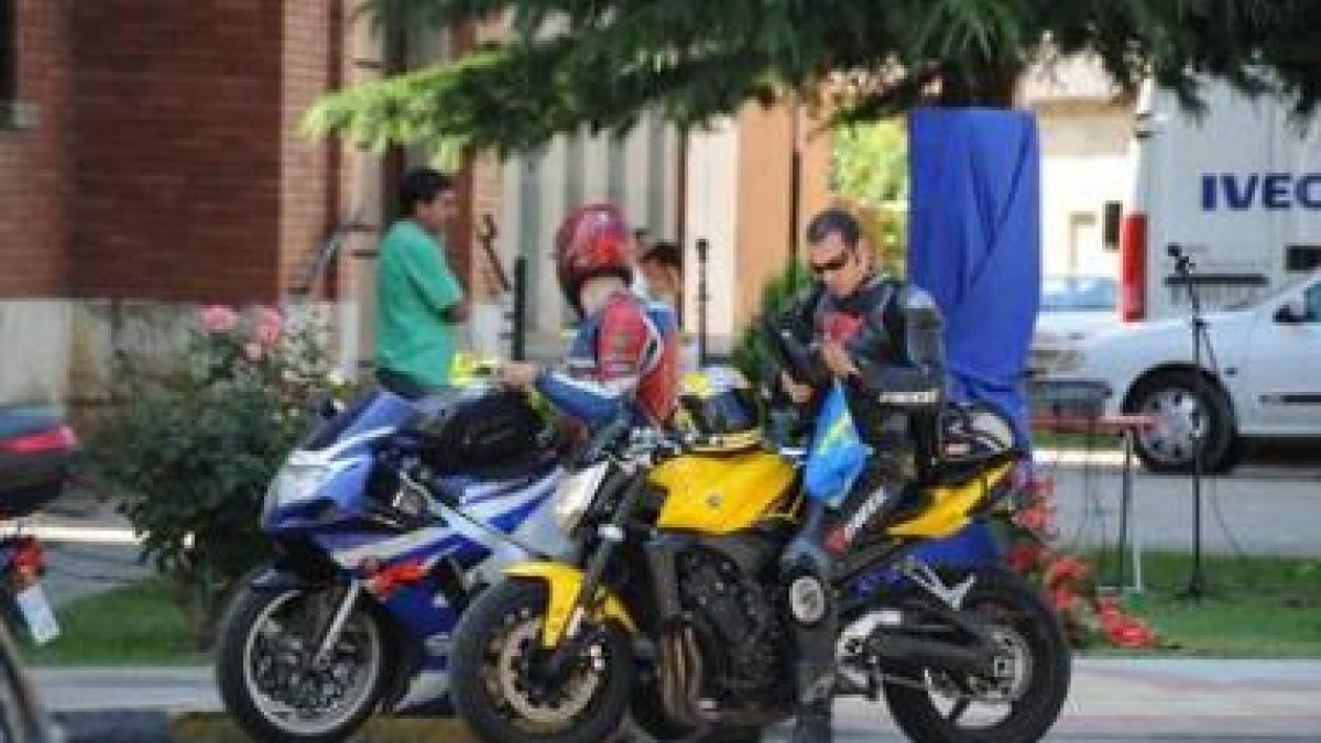 Las motos recorrieron las calles de Veguellina durante todo el fin de semana.