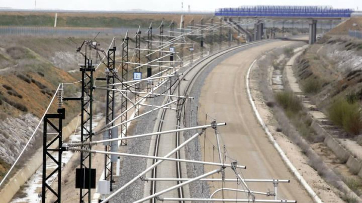 Obras del AVE en Luengos.