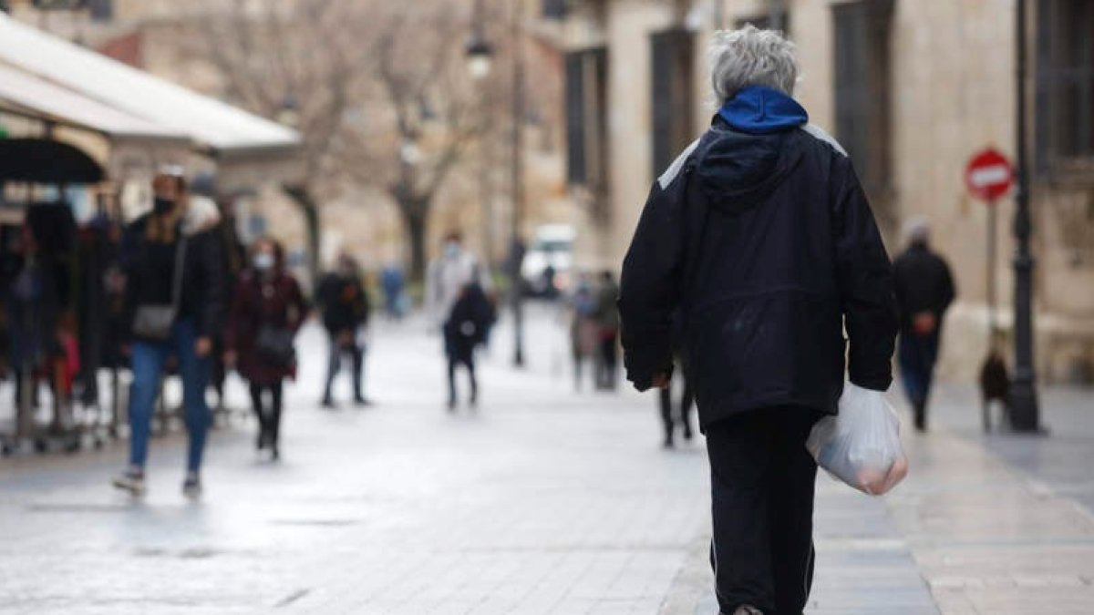 El padrón confirma la pérdida de población en León. DL