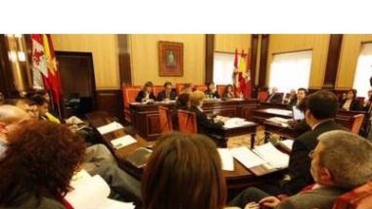 Un momento del Pleno del 2008 en el que fue aprobada la polémica subida del IBI.