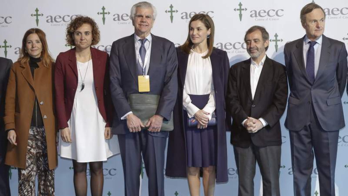 Participantes en el VI Foro contra el Cáncer, con el lema ‘Por un enfoque integral’. EMILIO NARANJO