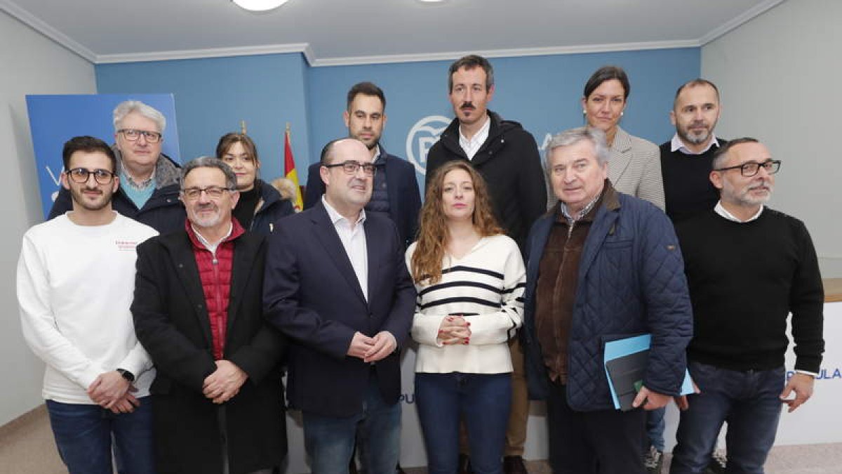 La presentación de Marco Morala como candidato contó, en enero, con la presencia de cargos y militantes del PP. L. DE LA MATA