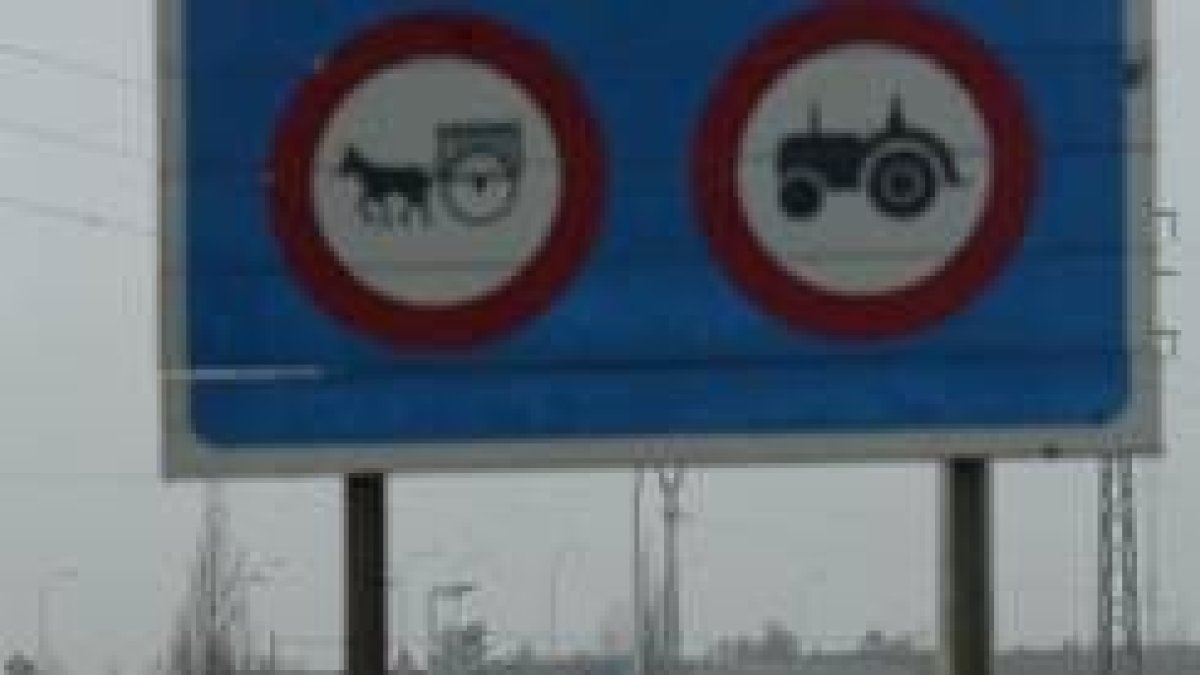 La autopista León-Astorga no cumple las expectativas de utilización que marcaron Gobierno y empresa
