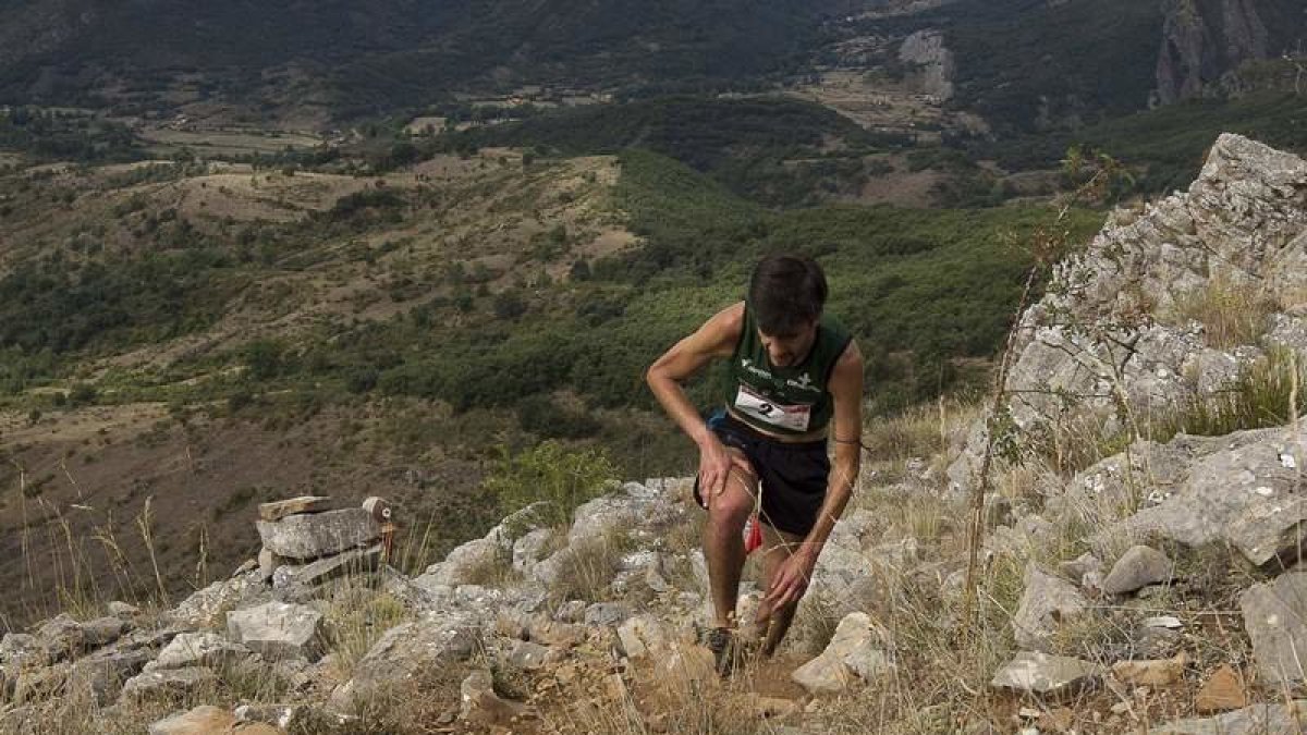 Daniel Sanz firmó una carrera sobresaliente que lo llevó al peldaño más alto del podio. PEDRO OLEA.