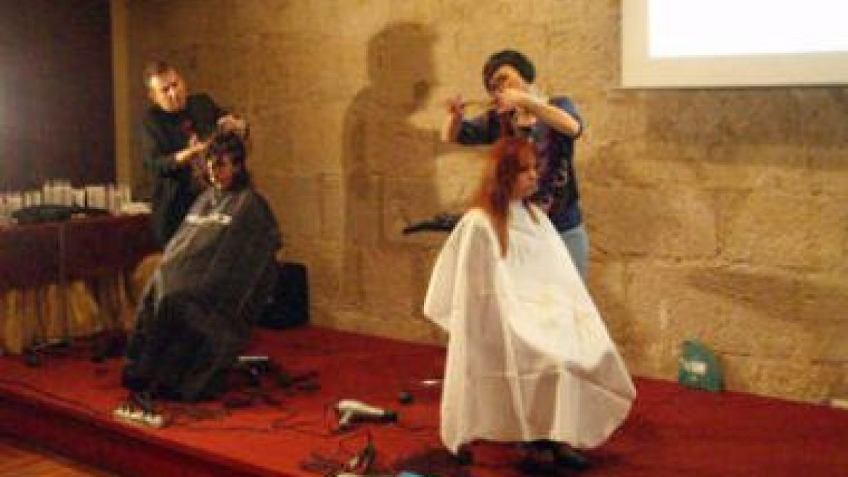 Demostración de La Boutique del Peluquero en el Hostal de San Marcos.