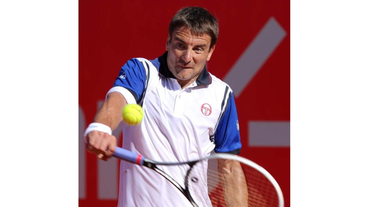 Almagro accede a octavos de final tras doblegar a Carreño.