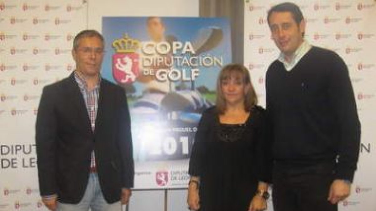 López Benito, Isabel Carrasco y Carlos Cueto, en la presentación de la Copa Diputación de golf.