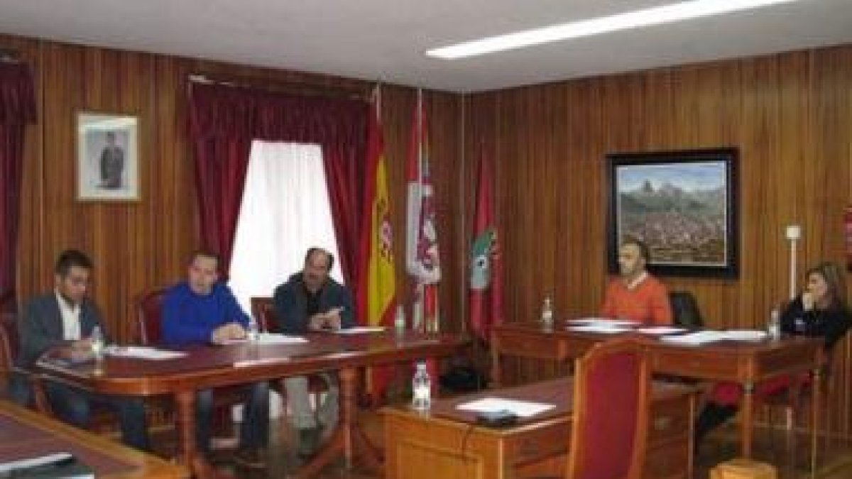 La última fase de la obra, ahora paralizada, se adjudicó el pasado mes agosto.