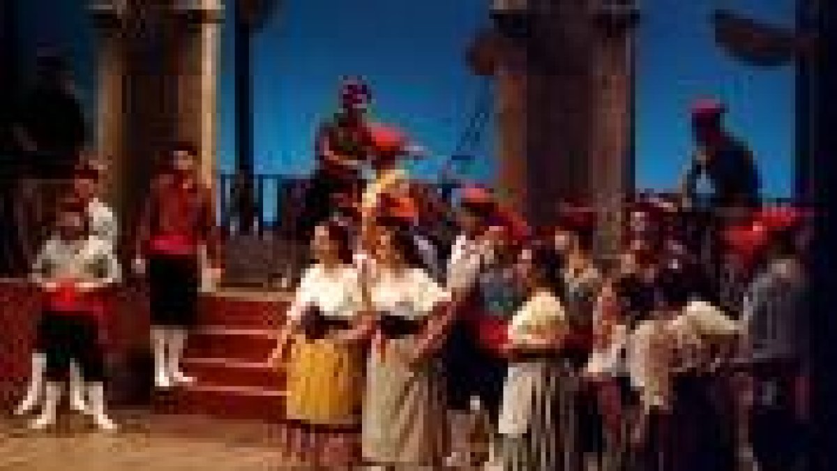 Un momento de la representación de la zarzuela «Marina»