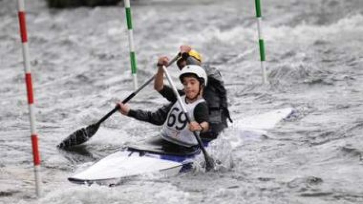 Las aguas del río Esla volvieron ayer a dictar sentencia en la competición.