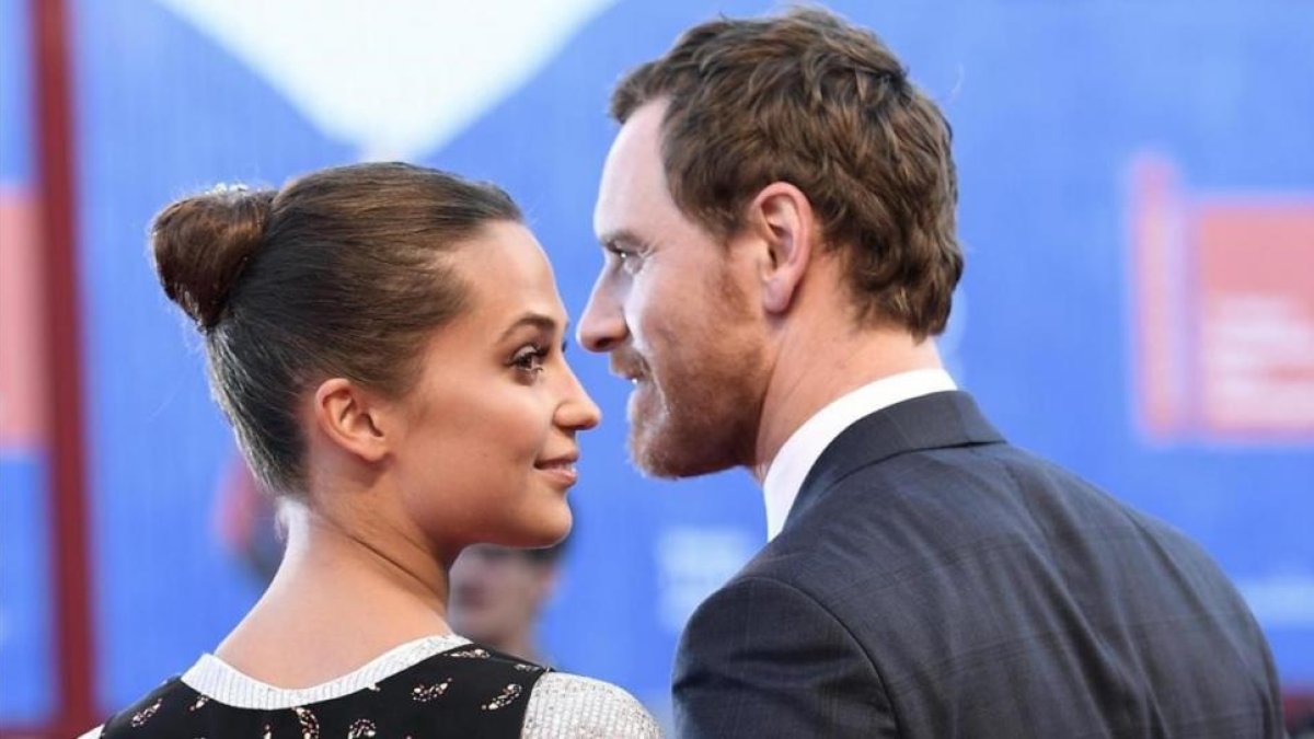 Michael Fassbender y Alicia Vikander, en Venecia.