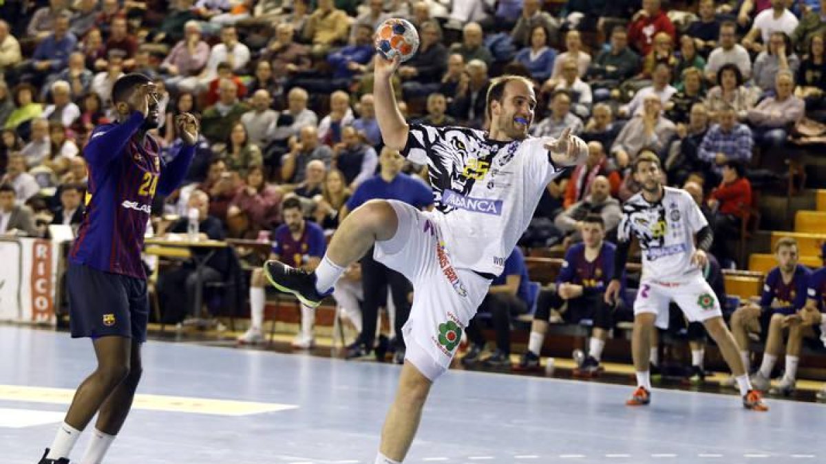 Partido jugado el viernes por el Abanca Ademar y el Barcelona Lassa.