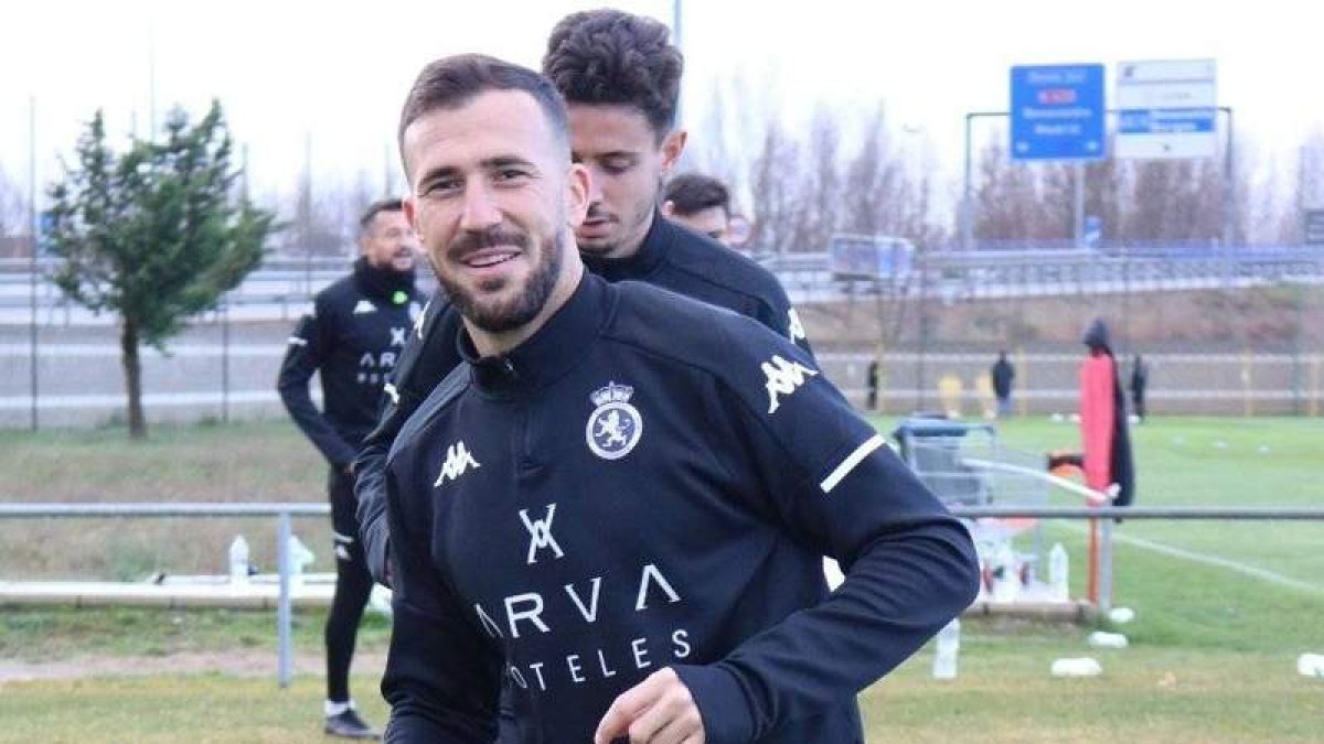 Dioni Villalba está a un paso de abandonar el equipo leonés. CYDL