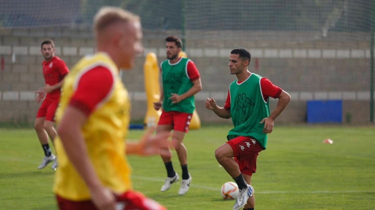 Entrenamiento de la Cultural. FERNANDO OTERO