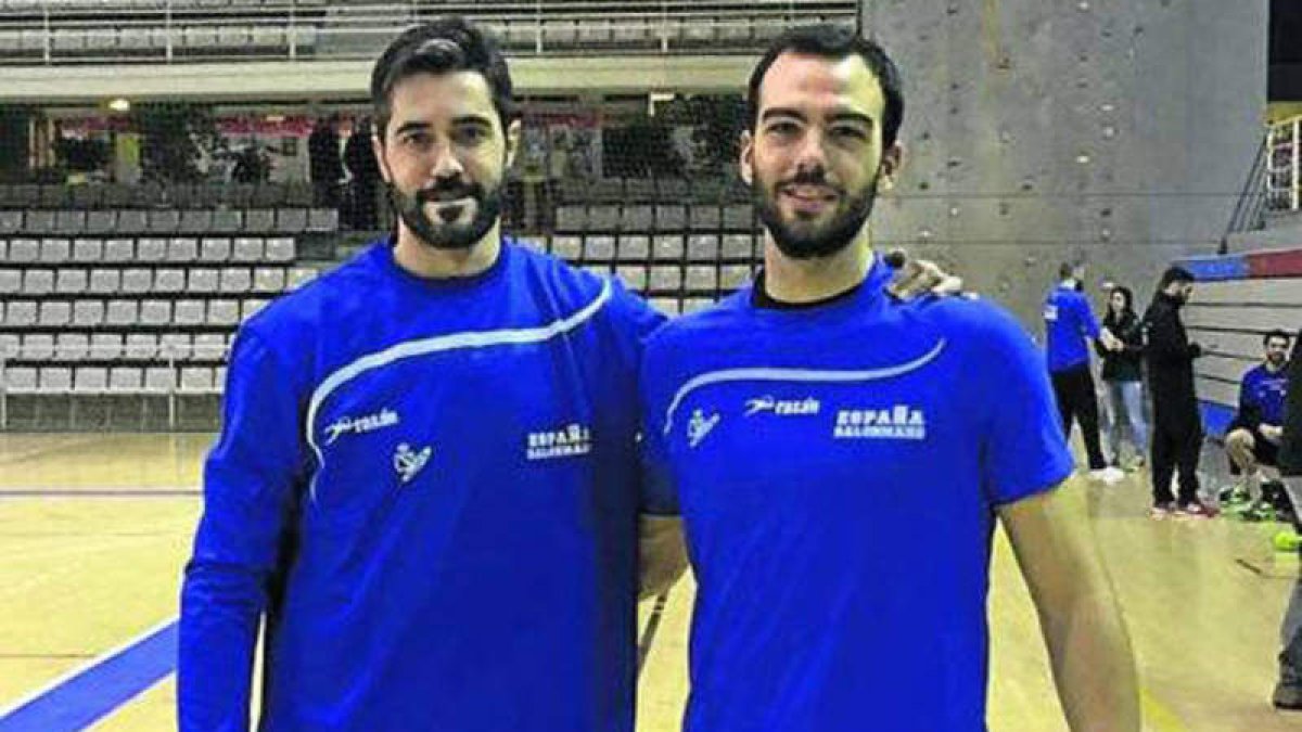 Costoya y su paisano, Raúl Entrerríos. DL