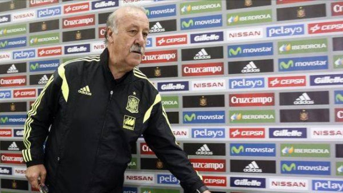 Vicente del Bosque, en una rueda de prensa en Las Rozas.