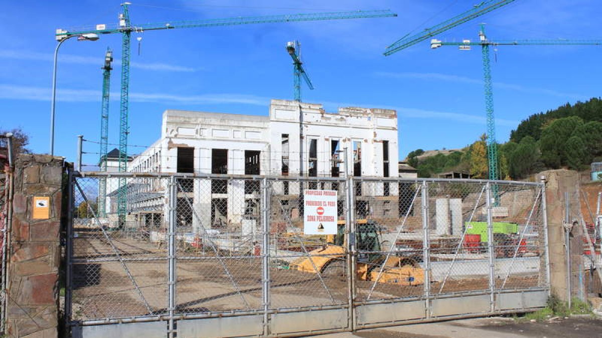 Estado actual de las obras de la sede central del Museo Nacional de la Energía de Ponferrada, en Compostilla I.