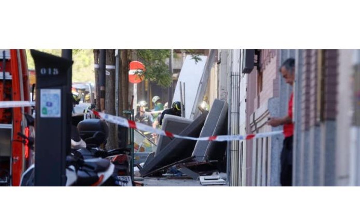 El edificio ha quedado muy afectado. JJ. GUILLÉN