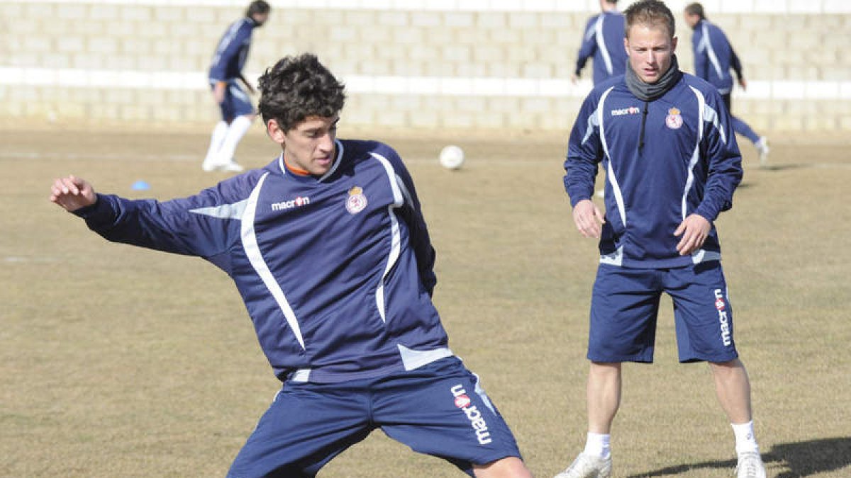 Adrián Rojo, con Albertín, en un entrenamiento.