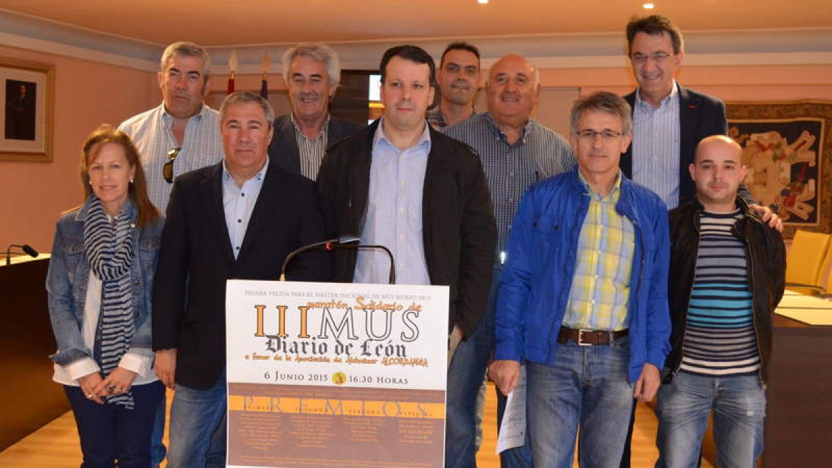 Presentación del torneo de mus, ayer, en Valencia.