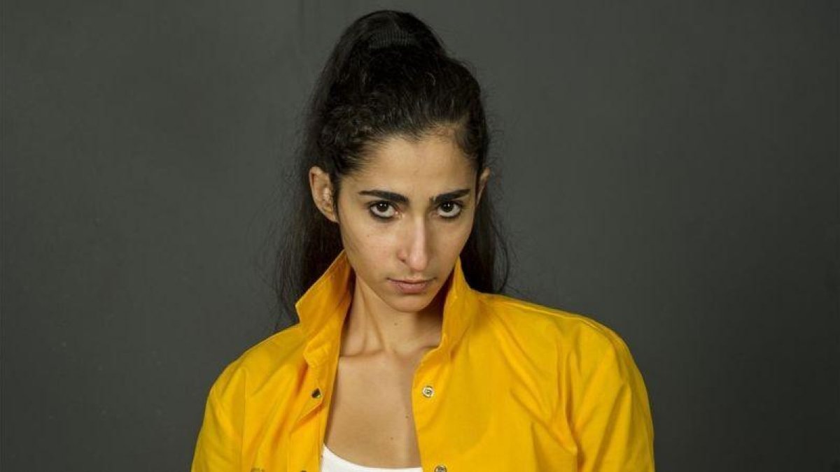 Alba Flores, en la tercera temporada de la serie de la cadena Fox Vis a vis.