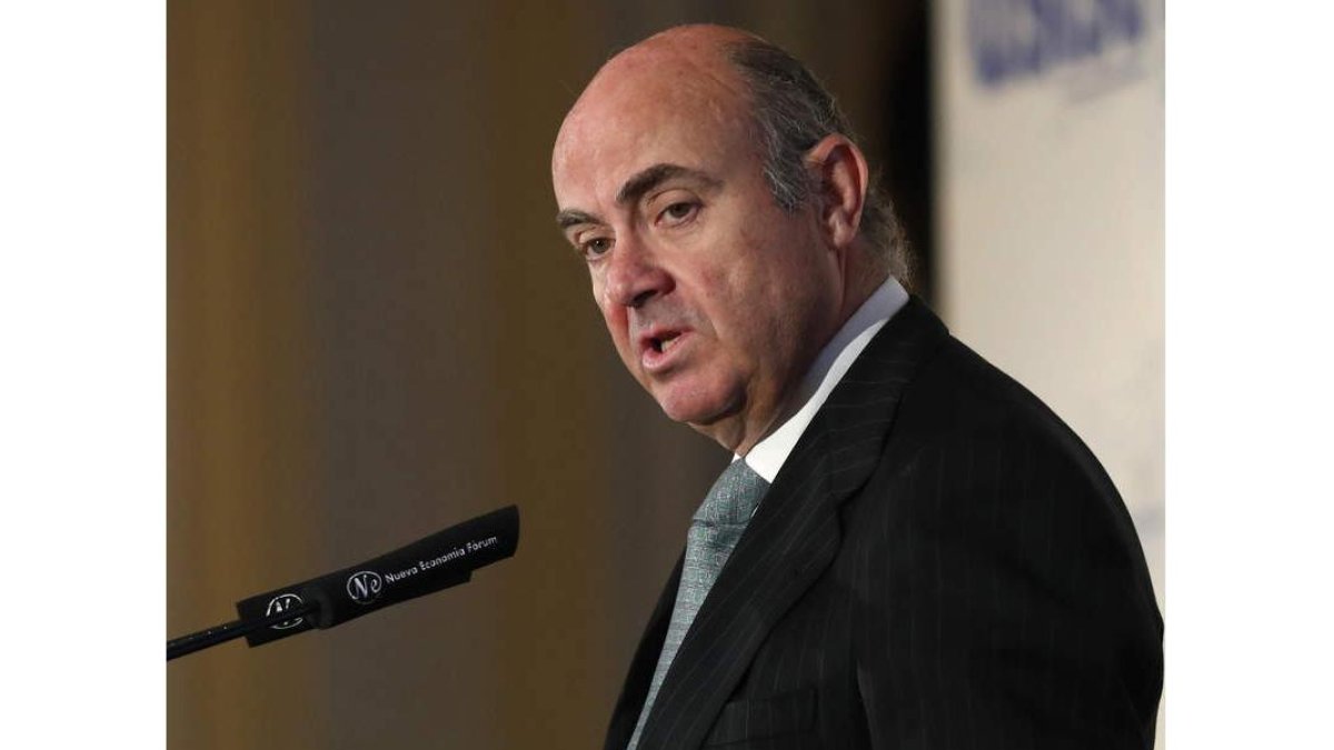 El ministro de Economía, Luis de Guindos. CHEMA MOYA