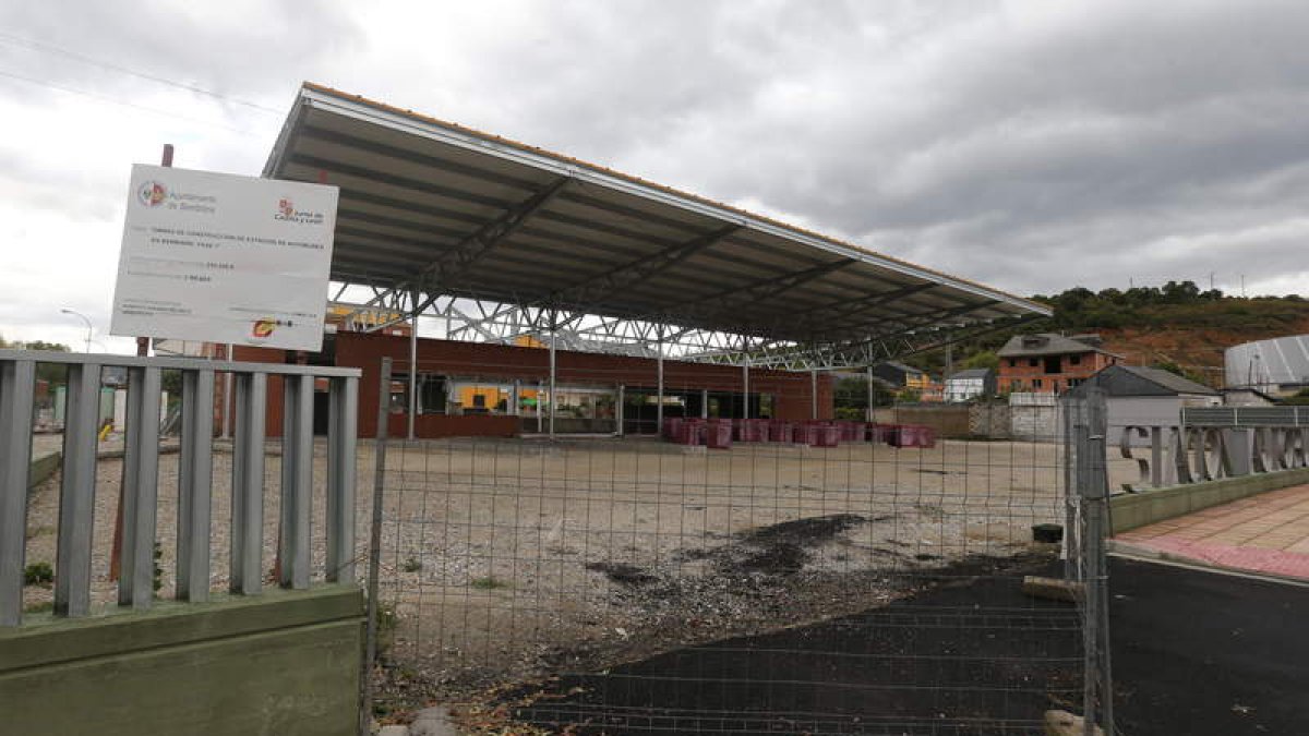 Imagen de la estación de autobues, pendiente de concluir.