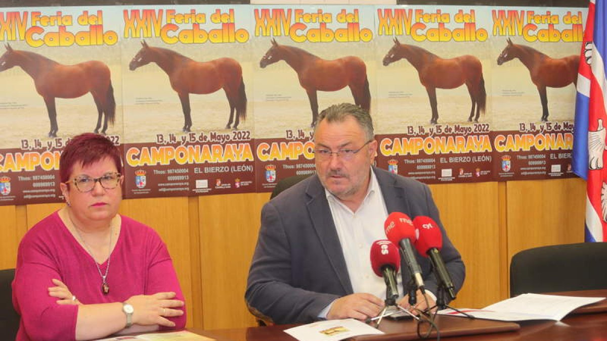 Morán, ayer en la presentación de la Feria del Caballo de Camponaraya. L. DE LA MATA