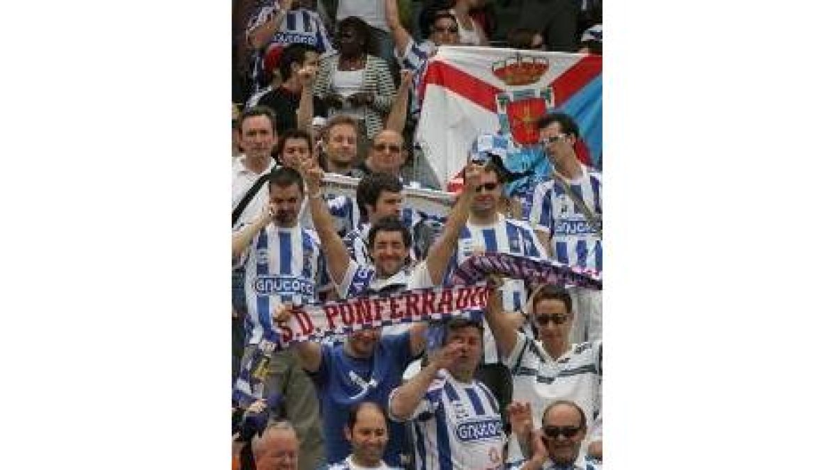 Aficionados deportivistas el pasado junio en Canarias