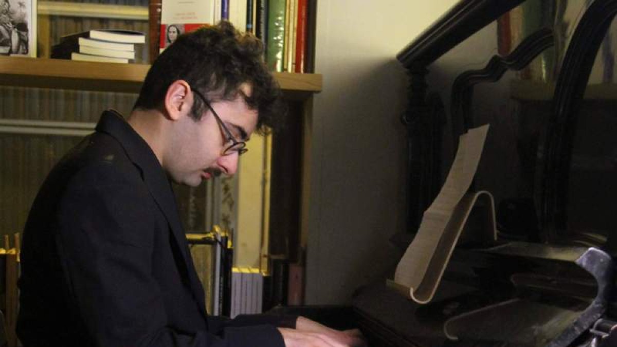 El pianista italiano afincado en León John Bramley. DL