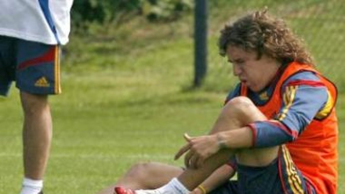 El defensa azulgrana continúa tocado.