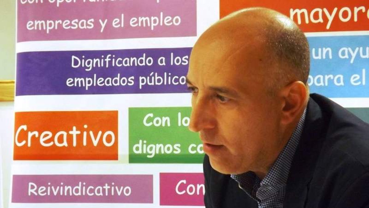 Diez presentó ayer la propuesta ciudadana de su programa.