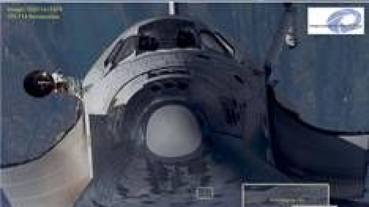 El vientre de la nave tiene dos protuberancias que son analizadas