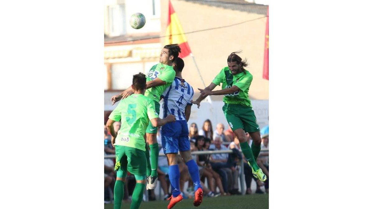La eliminación en Cintruénigo trae aparejada la Copa RFEF. CHAVARRI