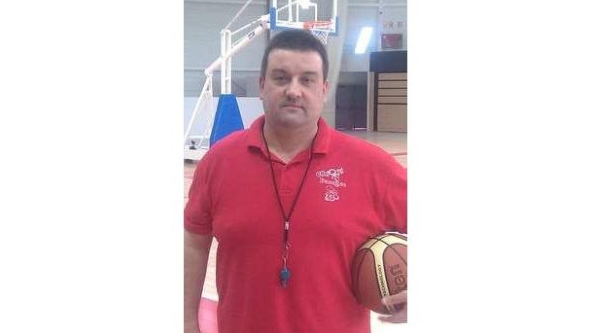 Barros, en la sesión de trabajo de ayer en el Bembibre Arena.