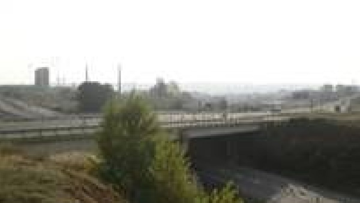 Enlace de la ronda este con la futura ronda norte, cuyas obras parece que comenzarán en el 2005