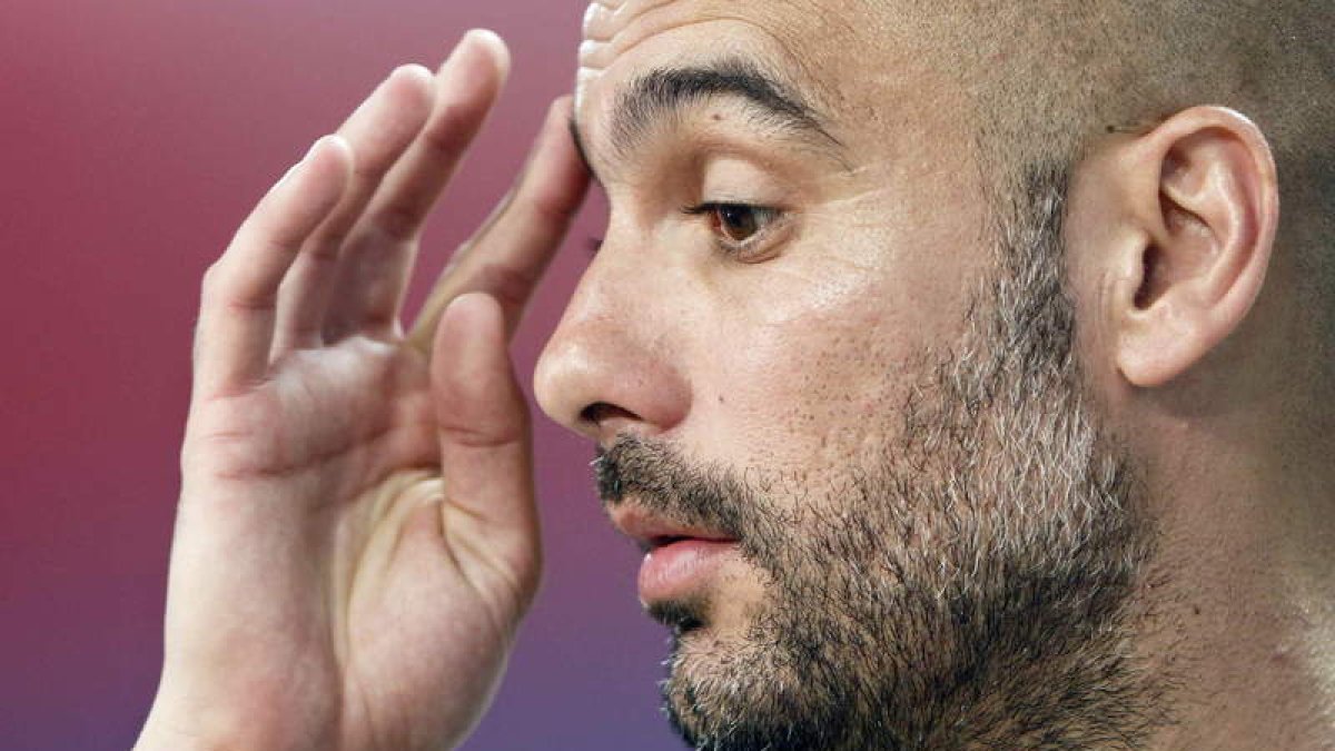 Guardiola, durante la rueda de prensa que ofreció ayer previa al partido ante el Sevilla.
